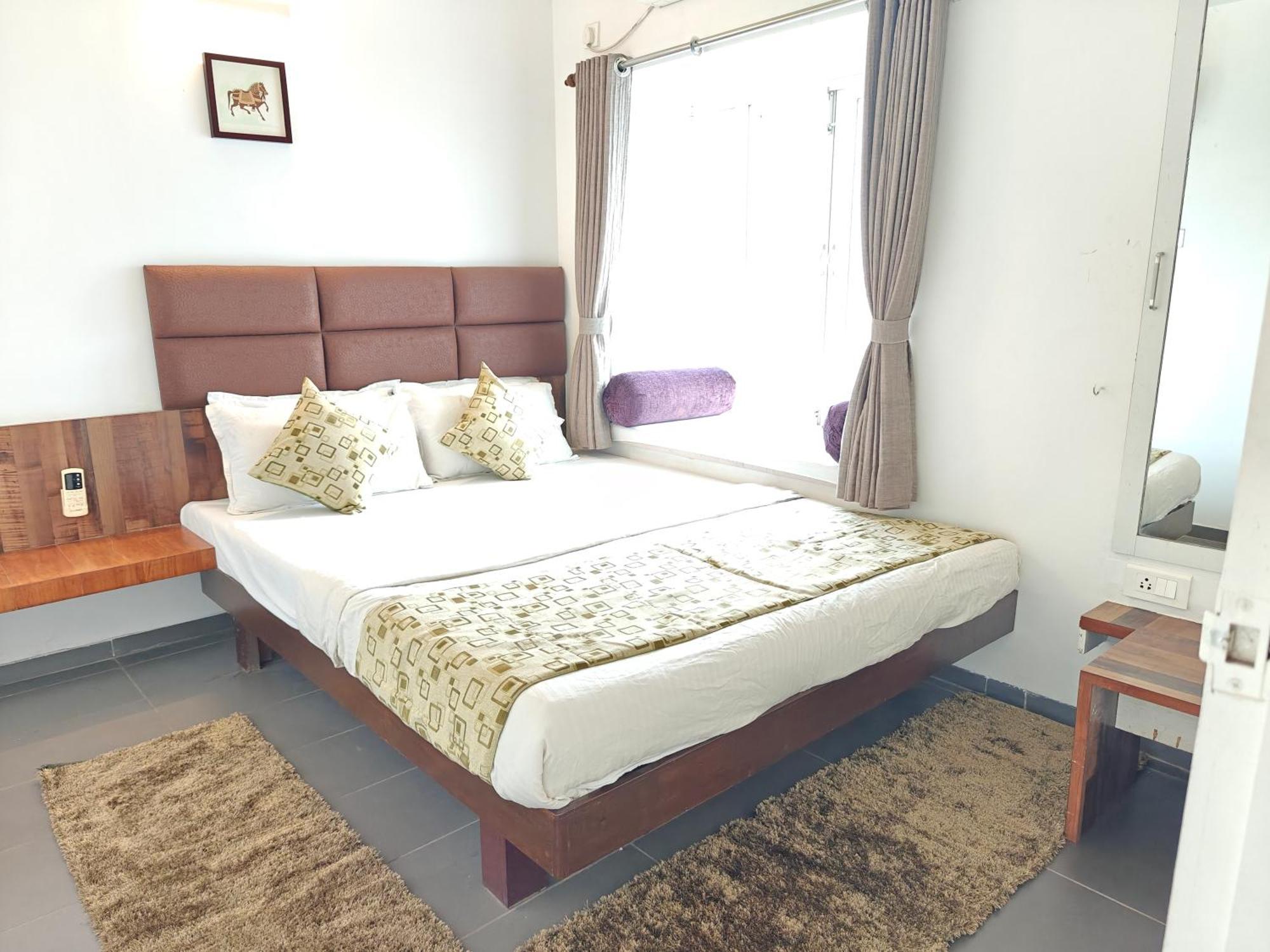Chandralok Service Apartments Kolhapur Zewnętrze zdjęcie