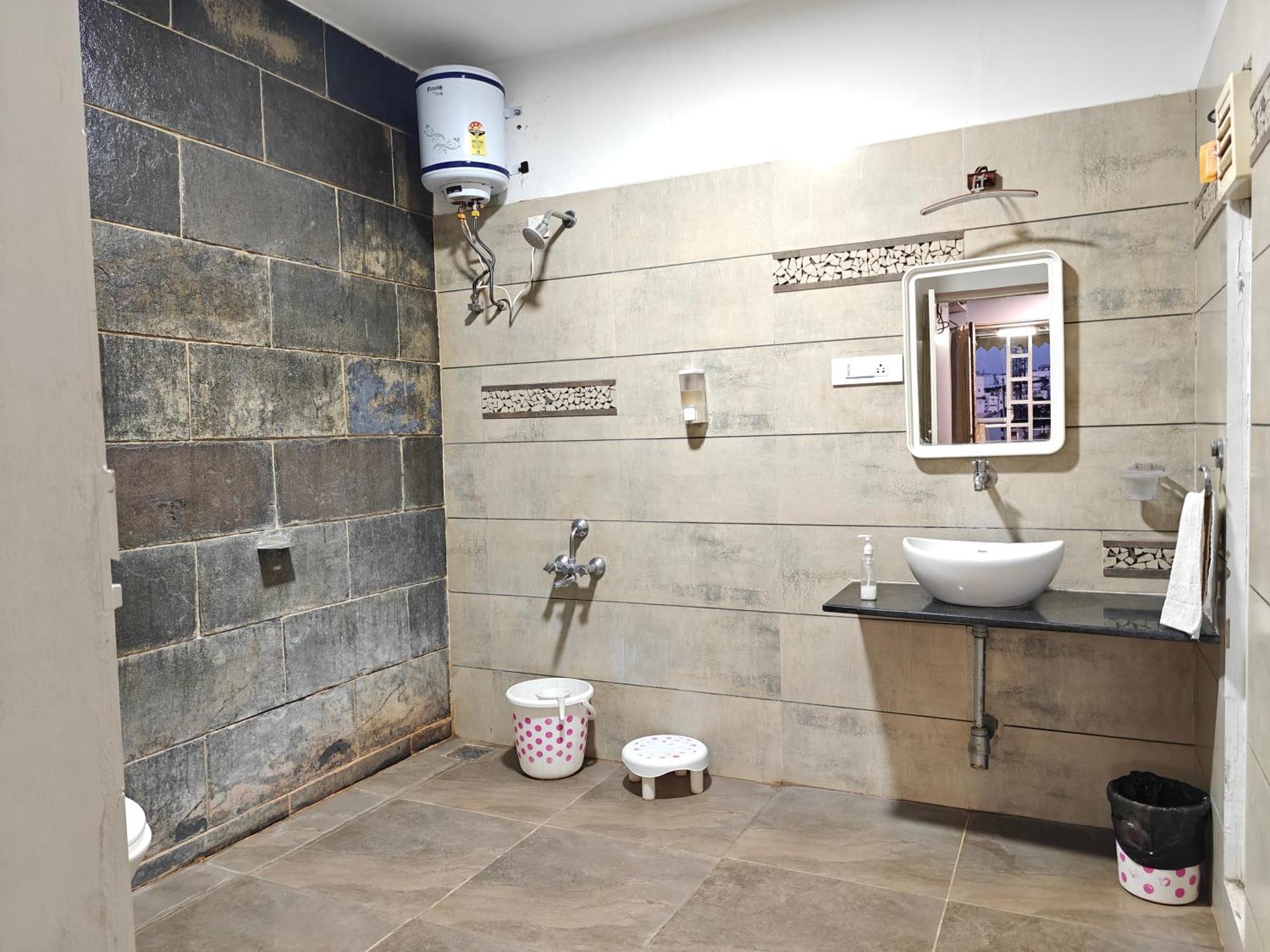 Chandralok Service Apartments Kolhapur Zewnętrze zdjęcie
